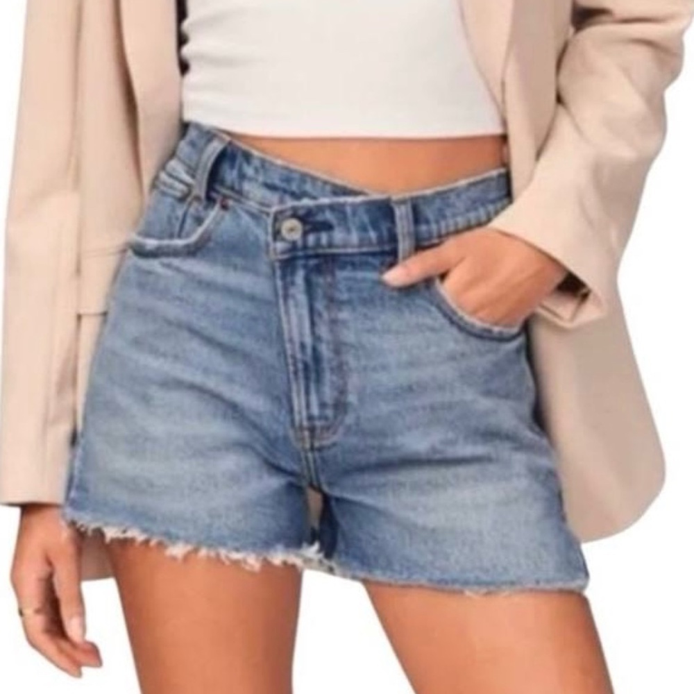 ABERCROMBIE AND FITCH THE MOM CROSSOVER WAIST HIGH RISE CURVE LOVE